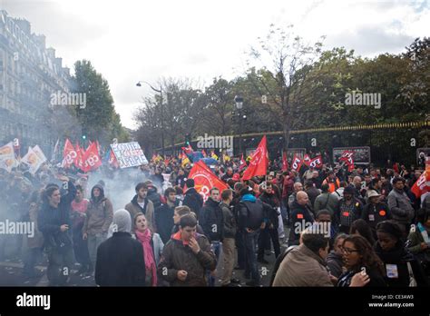 Atmosphere Protesters Express Their Disatisfaction With The Ongoing