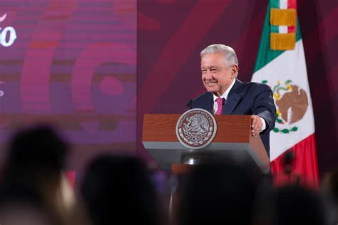 Pide AMLO a feministas marchas pacíficas en el Día de la Mujer Radio