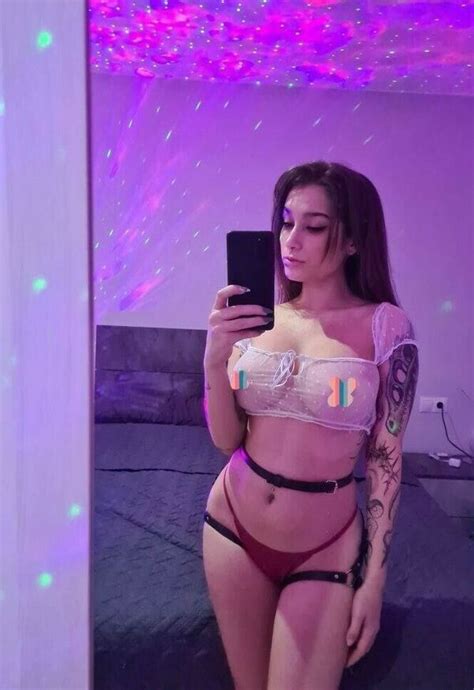 GiveMeSalmon Akumagirrl Nude Leaks OnlyFans Patreon Fapexy