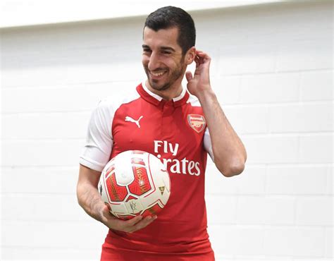 Henrikh Mkhitaryan First Official Photos Of New Arsenal Star Wearing