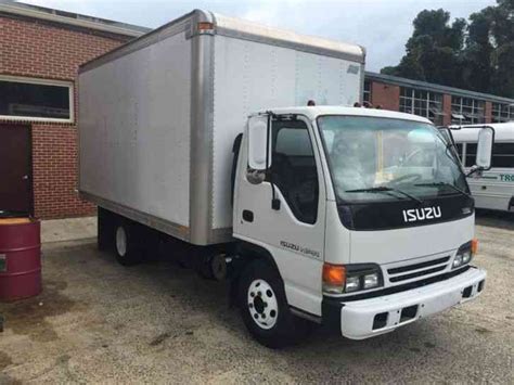 Isuzu Npr 1998 Van Box Trucks