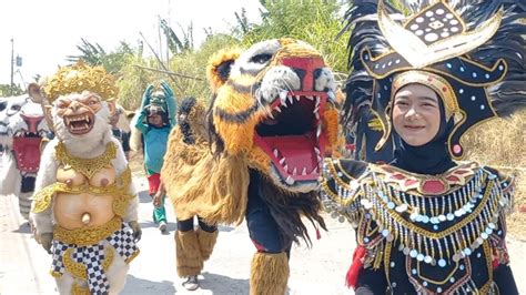 Arak Arakan Canmacanan Drumband New Pandawa Dan Barongsai Nacha Darma