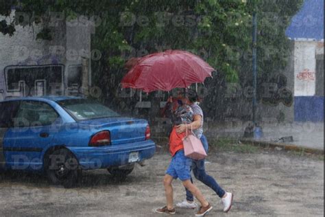 Emiten Alerta Amarilla Para Canc N Y Riviera Maya Por Depresi N Tropical