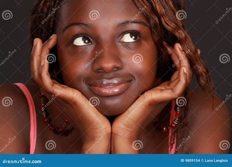 Belle Fille Africaine Photo Stock Image Du Fille Verticale 9809154