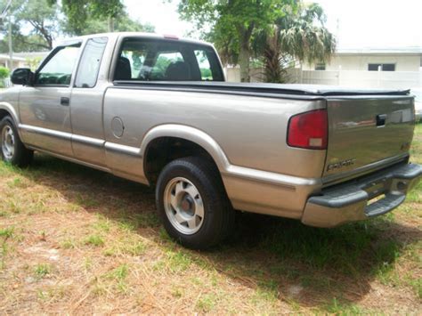 Gmc Sonoma Sls Extended Cab Pickup Door L