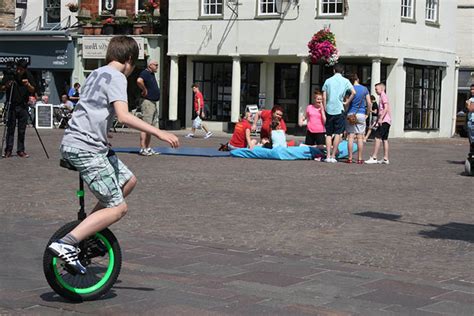 Do Unicycles Have Handlebars