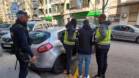 Sucesos En Mallorca Arrestan A Un Ladr N Tras Desvalijar Al Menos