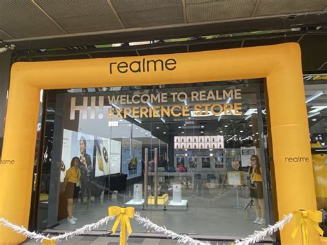 Realme Resmikan Experience Store Pertama Di Indonesia Dan Terbesar Di