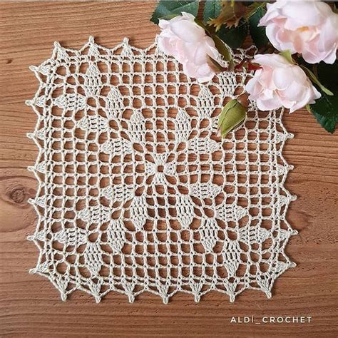 Centrinho Quadrado Delicado Tecendo Artes Em Crochet Bloglovin