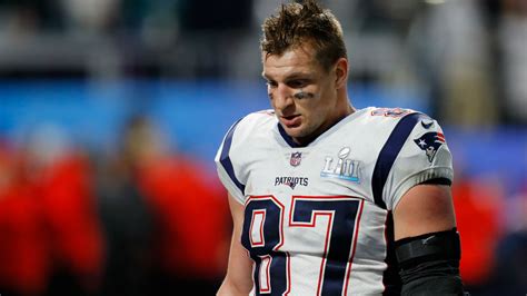 Rob Gronkowski's retirement consideration makes sense after Super Bowl ...