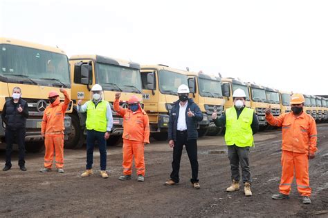 Ica Ministro De Transportes Supervisa Avances De Segunda Calzada En