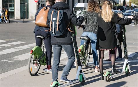 Trottinettes électriques Le gouvernement s engage à fixer l âge