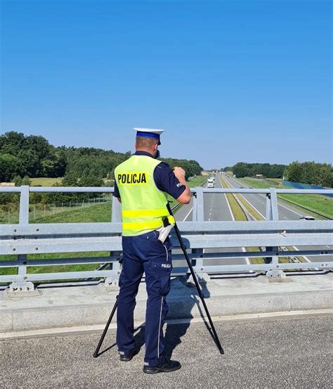 Zakaz Wyprzedzania Dla Ci Ar Wek Koni Ska Policja W Akcji Na A