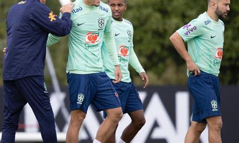 Quatro Jogadores Podem Estrear Pelo Brasil Em Uma Copa Do Mundo