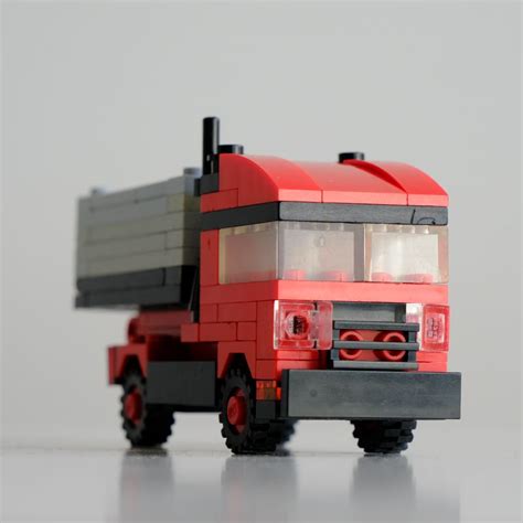 LEGO MOC Red Dump Truck by BrickdeLeon | Rebrickable - Build with LEGO