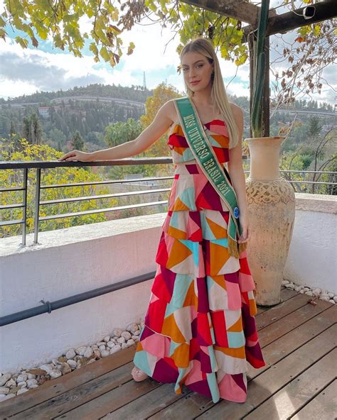 Miss Brasil Teresa Santos Vai Usar Look Inspirado No Pau Brasil Para A