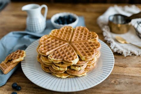 Protein Waffeln Rezept mit Quark Leckere Eiweißbombe