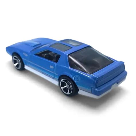 Hot Wheels 84 Pontiac Firebird Muscle Mania 180