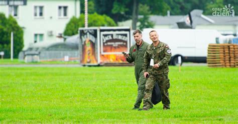 Radomskie lotnisko dzień przed Airshow zdjęcia