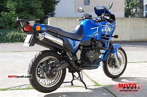 Triumph Tiger 900 1996 Specs and Photos