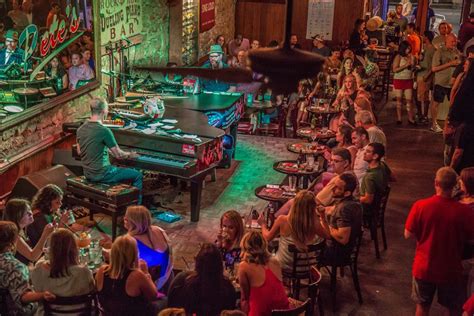 Petes Dueling Piano Bar 6th Street Austin Tx