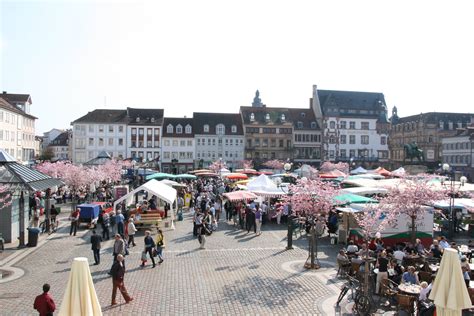 26 März Deutsch Französischer Bauernmarkt auf dem Landauer