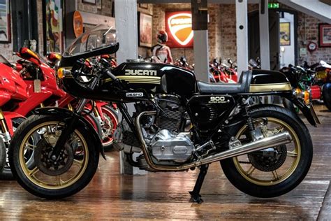 Ducati 900 The Bike Specialists South Yorkshire