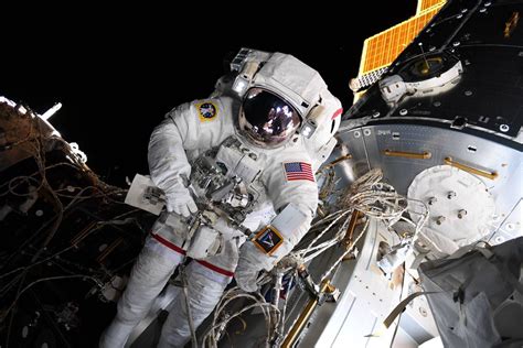 Sigue En Vivo Nasa Revela Equipo De Astronautas Que Viajar A La Luna