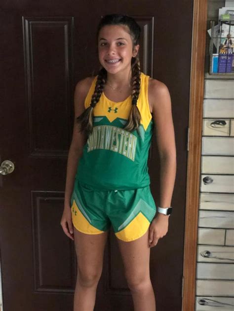 Freshman Cross Country Runner Kendall Meisenheimer Is Altonized Credit