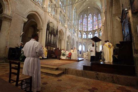 Retour Sur L Ordination Diaconale D Olivier Lecanu Saint Pierre