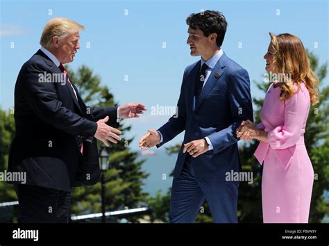 Quebec Kanada 8 Jun 2018 US Präsident Donald Trump l wird von den