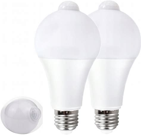 Berge 2x LED žárovka E27 12W se senzorem pohybu a soumraku od 261 Kč