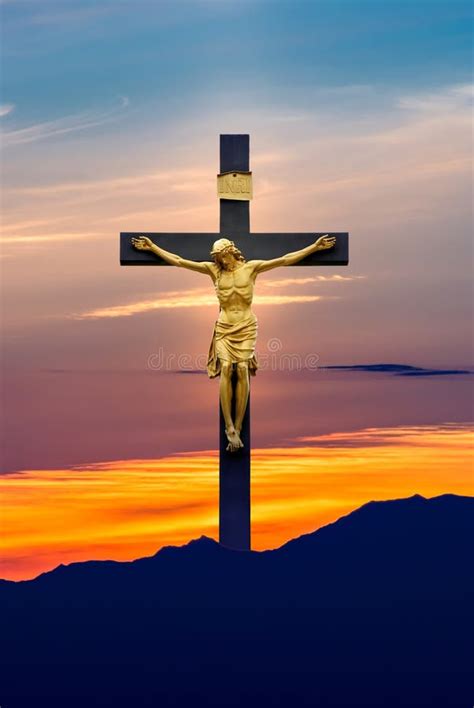 Jesus Christ Na Cruz Sobre O Fundo Do C U Imagem De Stock Imagem De