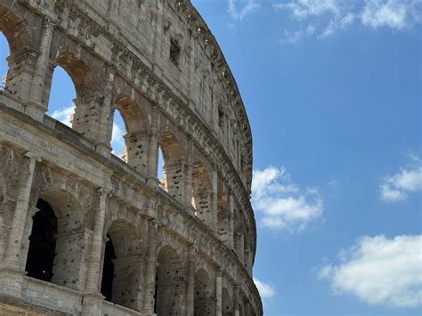 Colosseum exterior on sunny day · Free Stock Photo