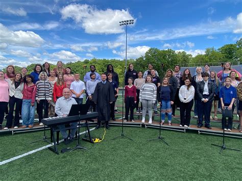 Whiz News Zanesville covers a local high school triumph 33