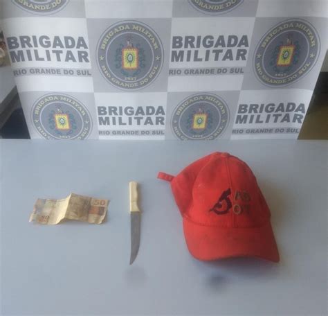 Bm De Cachoeira Do Sul Prende Homem Por Roubo A Pedestre Brigada Militar