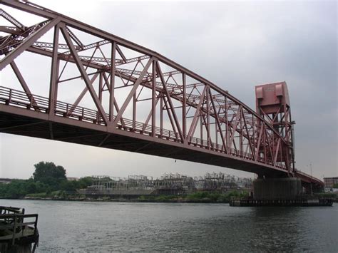 Roosevelt Island Bridge Between Queens and Roosevelt Island, New York City