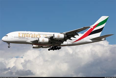 A6 Edf Emirates Airbus A380 861 Photo By Sierra Aviation Photography