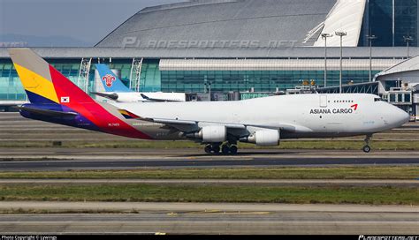 Hl Asiana Airlines Boeing E Bdsf Photo By Lywings Id