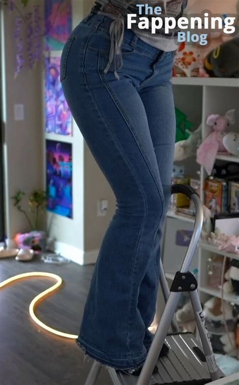 BluTube Blukitsune Orchidsandhoney Therealroyalblu Nude Leaks