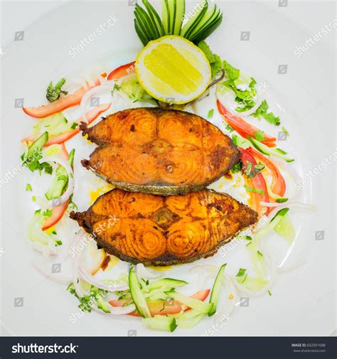 King Fish Fry Kerala Style Stock Photo 692001688 | Shutterstock