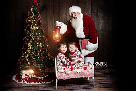 Pictures With Santa Near Me · Crabapple Photography