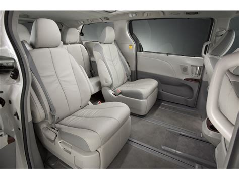 2013 Toyota Sienna: 58 Interior Photos | U.S. News