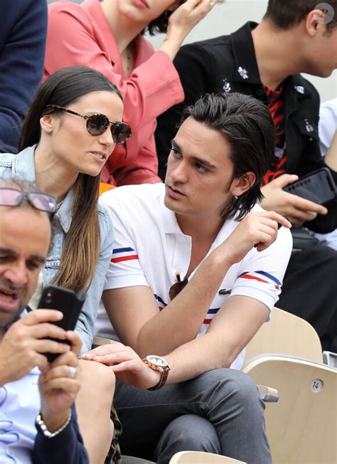 Photo Capucine Anav Et Alain Fabien Delon Dans Les Tribunes Lors Des