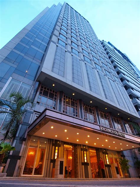 Malaki Ang Taya Ng Pinakamalaking Developer Ng Hotel Sa Pilipinas Sa