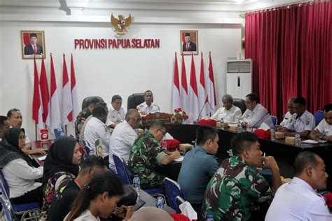 Pj Gubernur Papua Selatan Gelar Rapat Koordinasi Dadakan Bahas Banjir