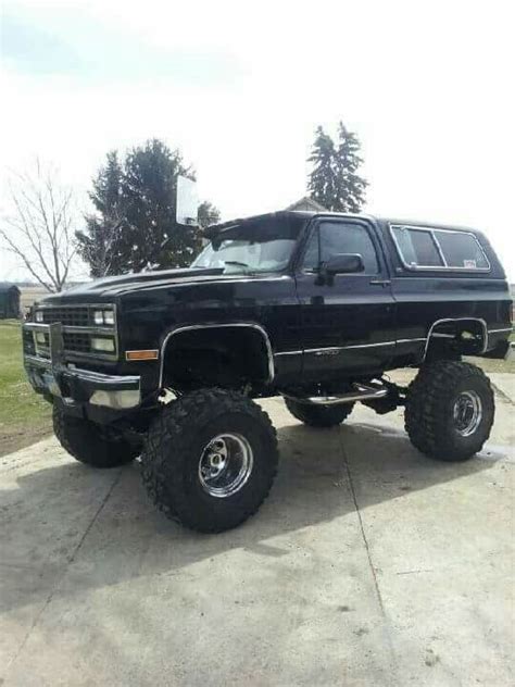 Pin By Anthony Cheeseman On Square Body Chevy Lifted Truck Trucks