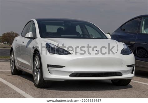 Indianapolis Circa September 2022 Tesla Ev Stock Photo 2203936987