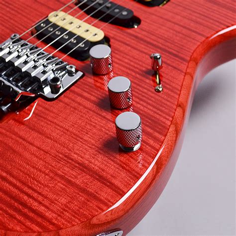 【予約注文受付中】fenderより「春畑道哉」新シグネチャーモデルが登場！【『michiya Haruhata Stratocaster