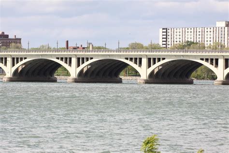 Michigan Exposures: The Belle Isle Bridge